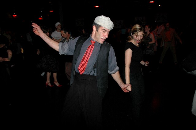 min 2007 11 10 fous swing 322